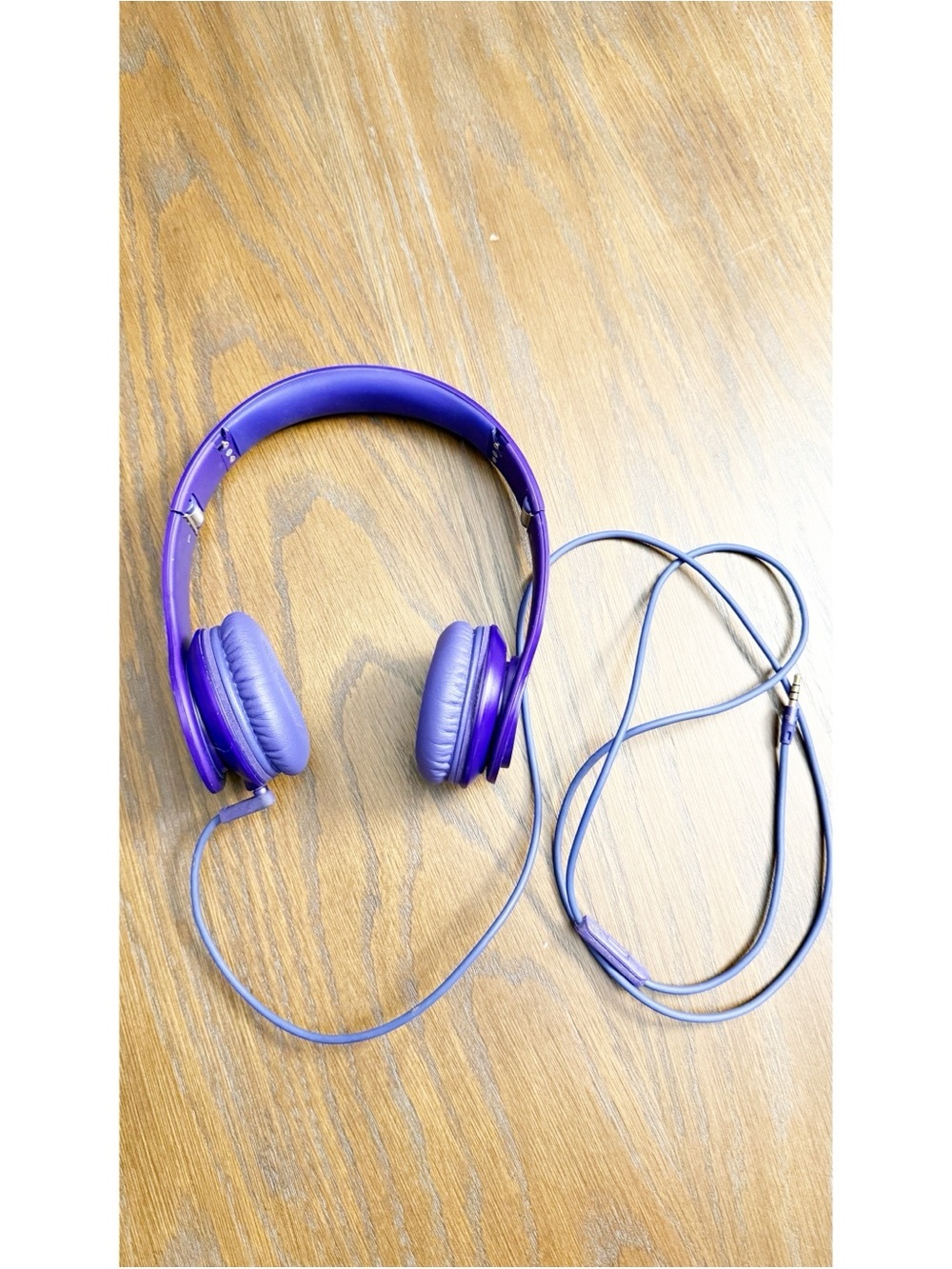 BEATS BY DR. DRE SOLO HD PURPLE WIRED HEADPHONES